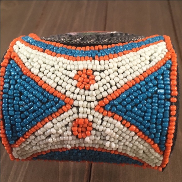 🌵 Southwestern Beaded Adjustable Cuff Bracelet EUC - Picture 8 of 8